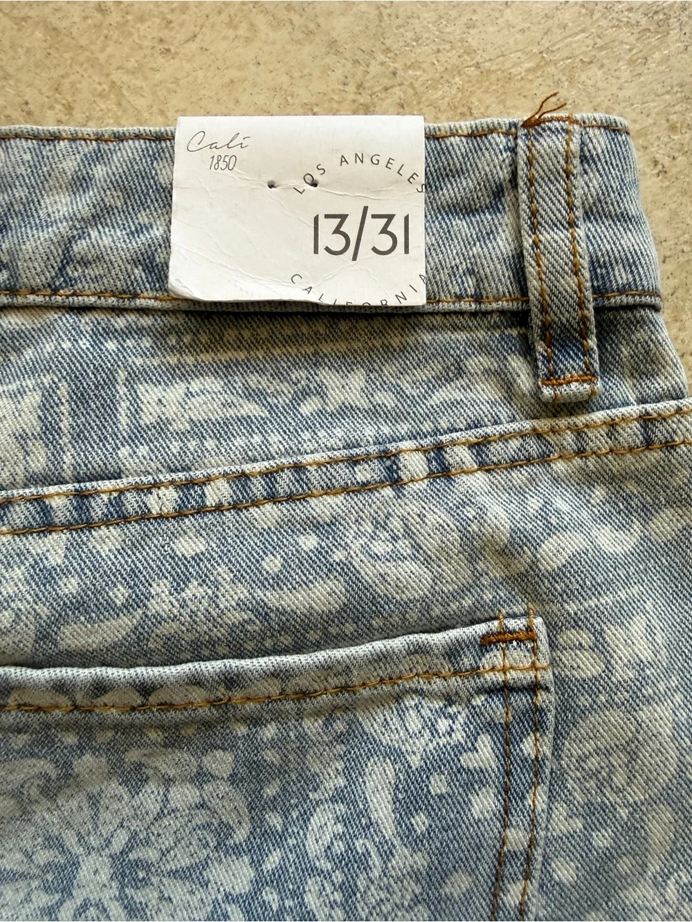 NWT Cali 1850 Bandana Print Denim Bermuda Shorts 13/31
